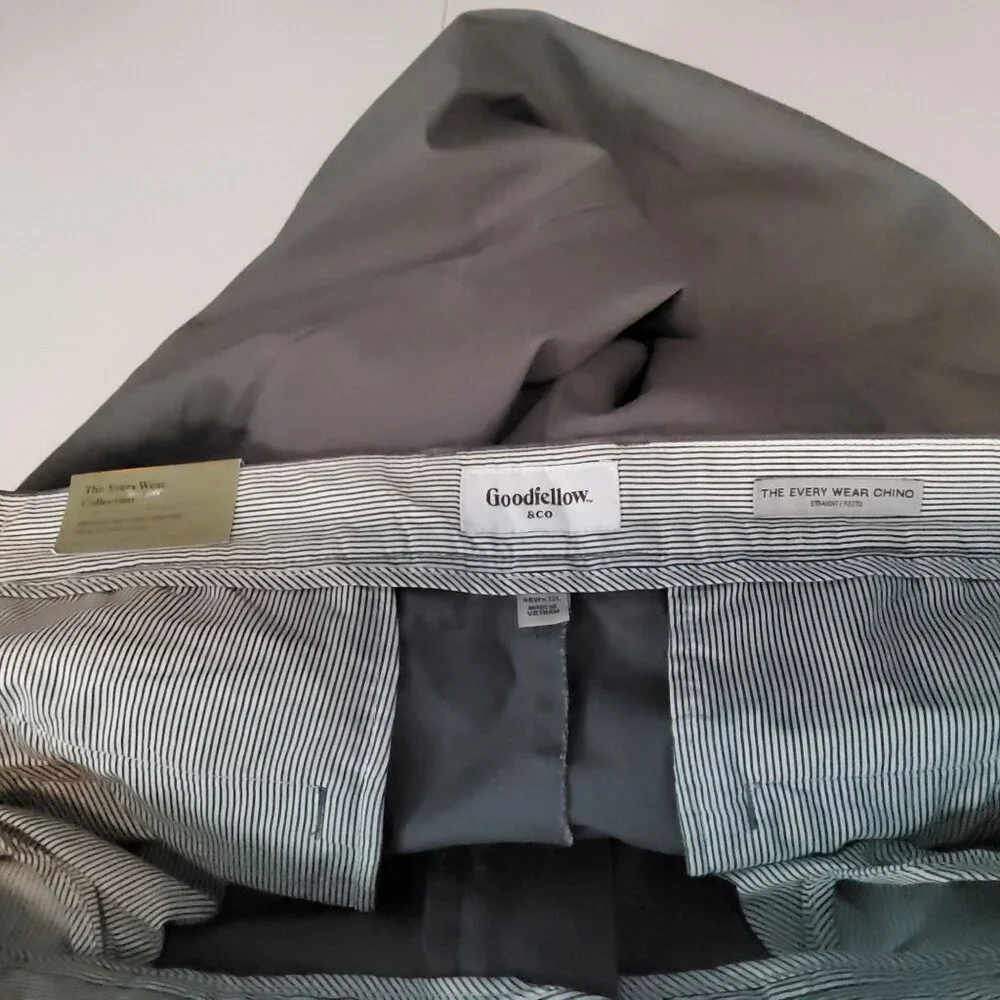 Goodfellow & Co Mens Straight Chino Pants 48W 32L Gray Cotton/Spandex